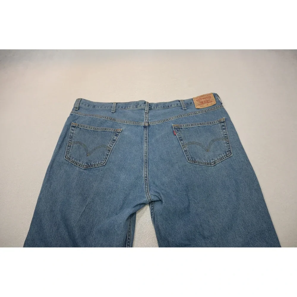 Levis 550 Relaxed Fit Jeans Mens 48x29 Blue Medium Wash Straight Leg Excellent
